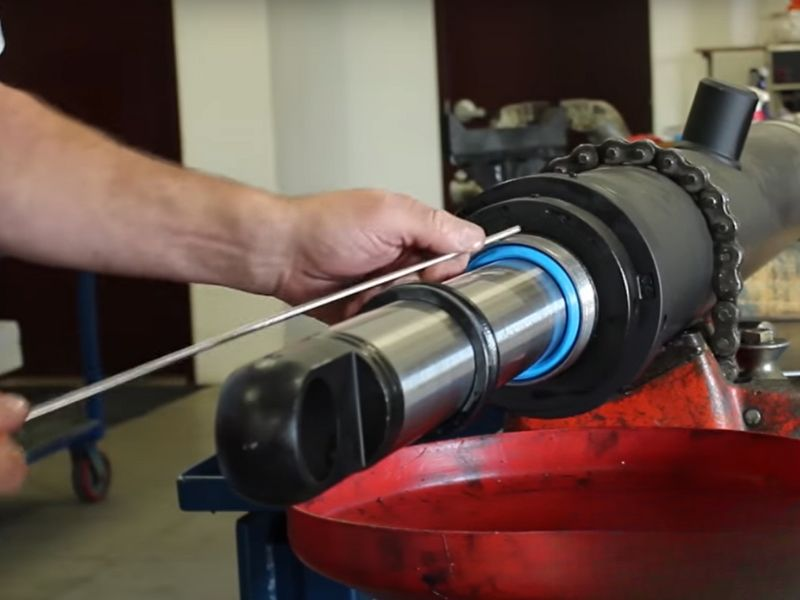 Hvordan gjenoppbygge en teleskopisk hydraulisk sylinder